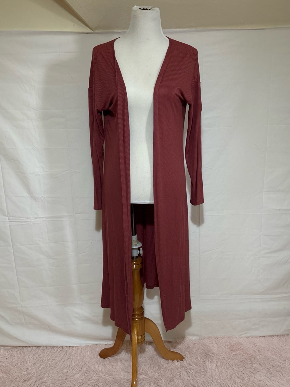 Long ribbed boutique cardigan size small women’s